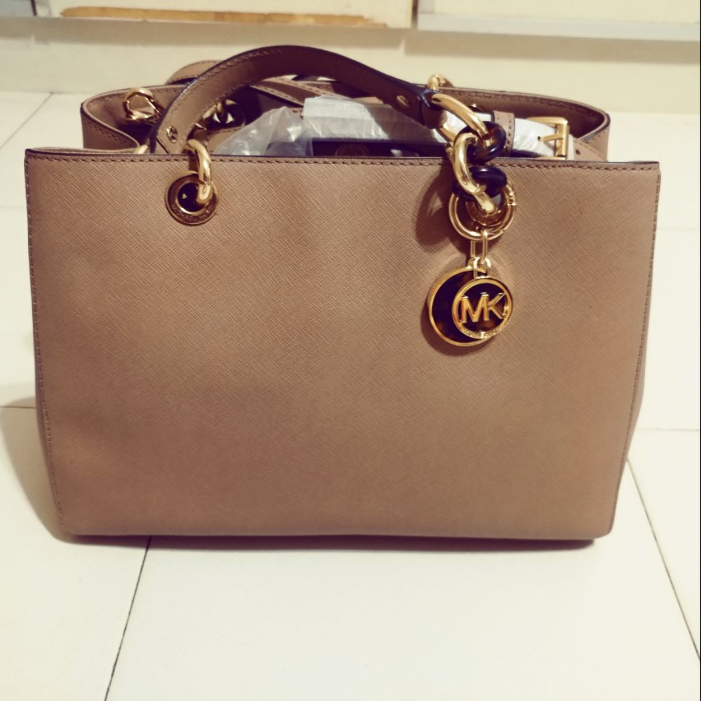 Michael Kors Cynthia | Shopee Singapore