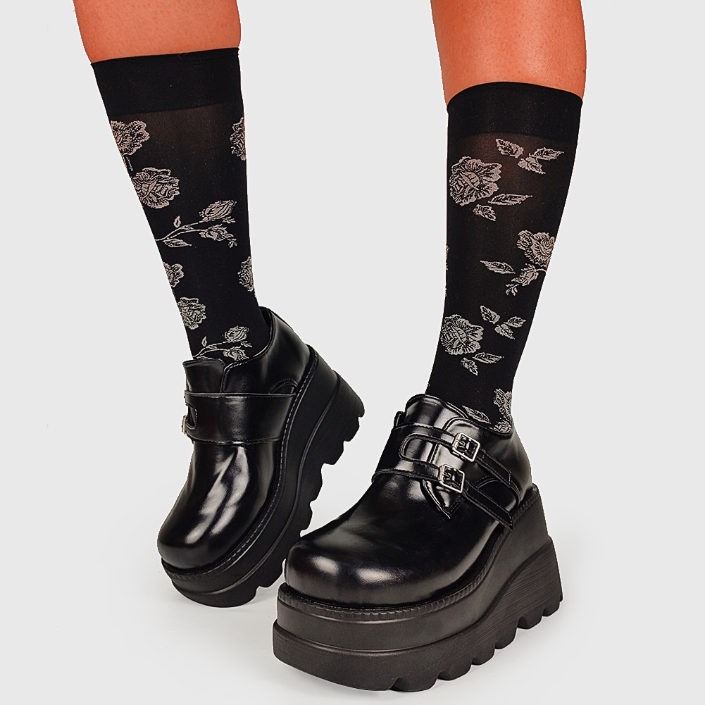 trendy platform heels