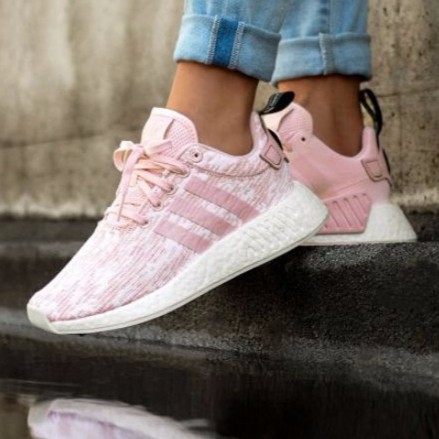 nmd r2 w pink