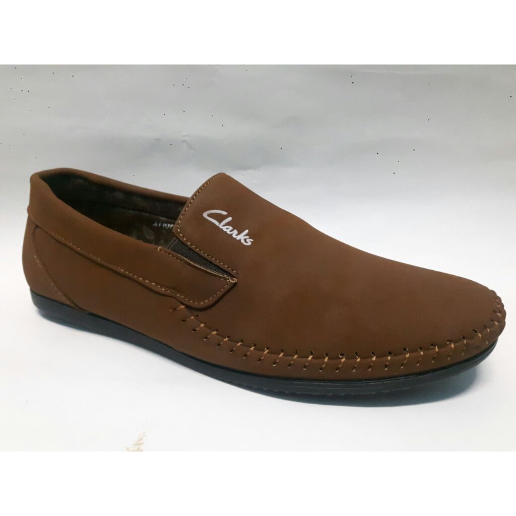 clarks moccasins mens shoes