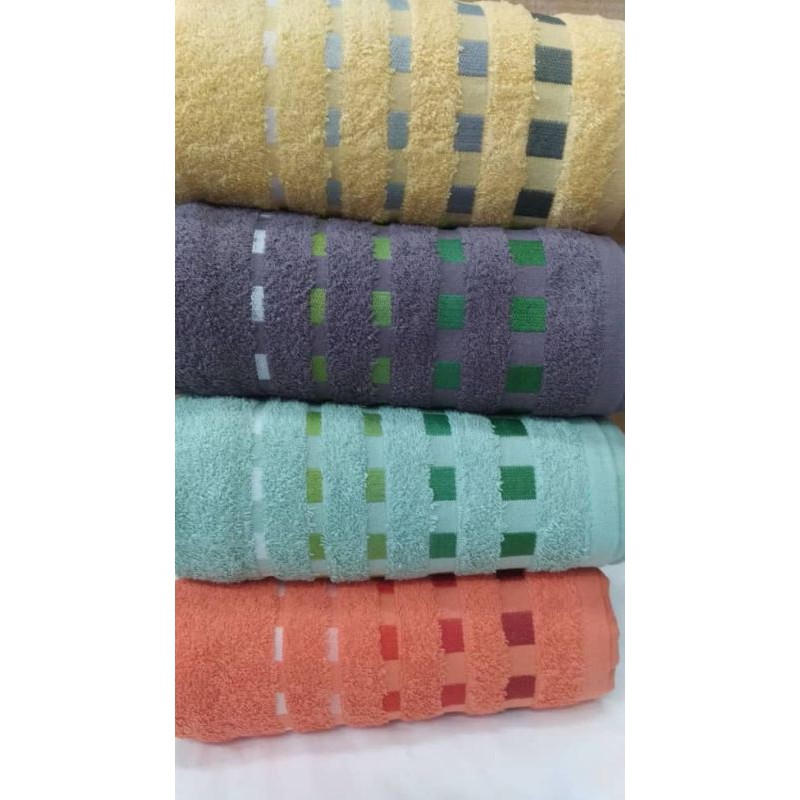 Bath Towel Xxxi Size Jumbo Baser Bath Towel 40 X 60 Inches 100 X 150 Cm 690 Grams Shopee Singapore