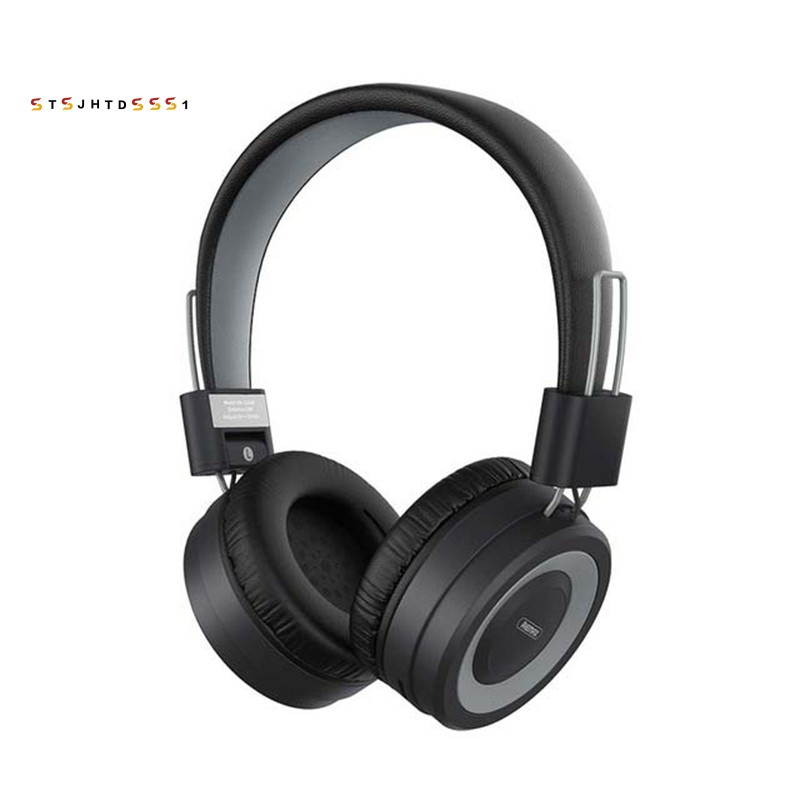 ps4 console with headset