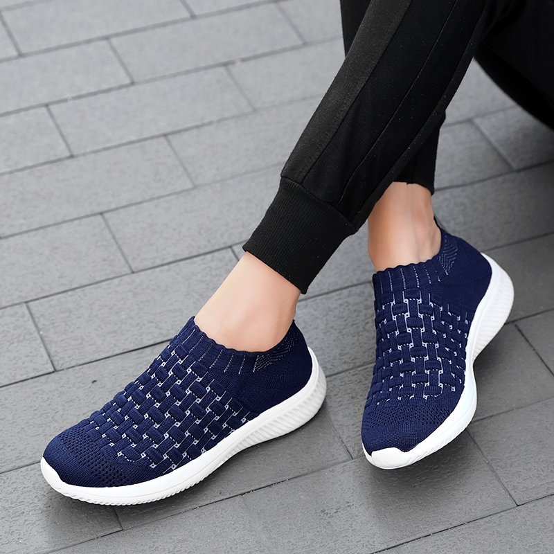 flat bottom sneakers