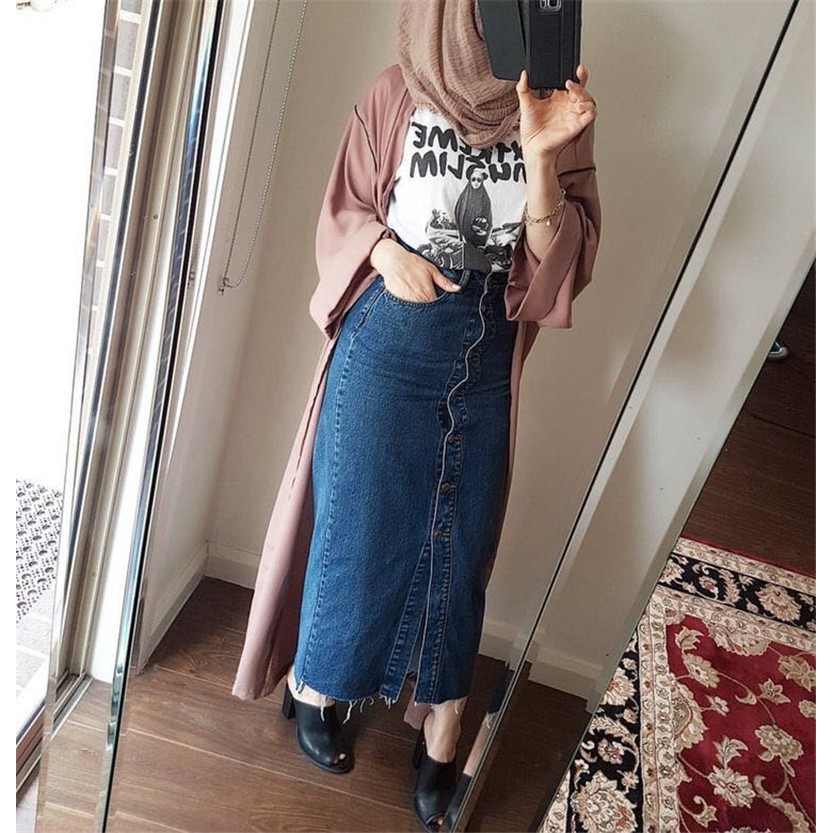 casual denim skirt