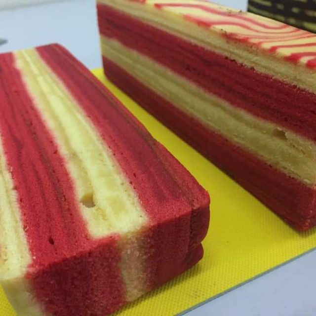 Kek Lapis Ice Cream Strawberry Shopee Singapore