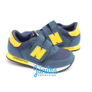 kids velcro running shoes