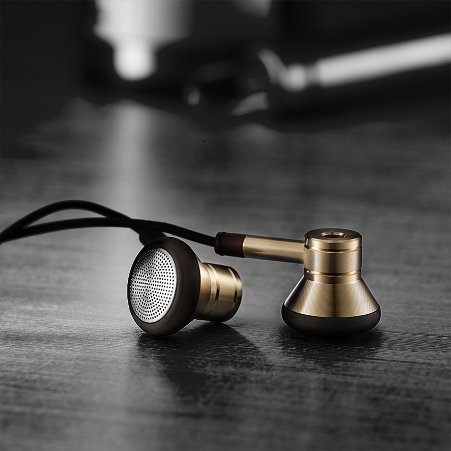 1more earbud eo303