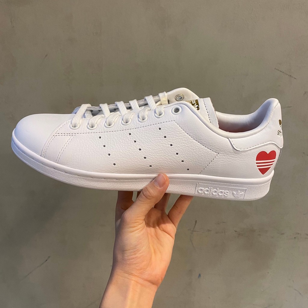 stan smith couple shoes
