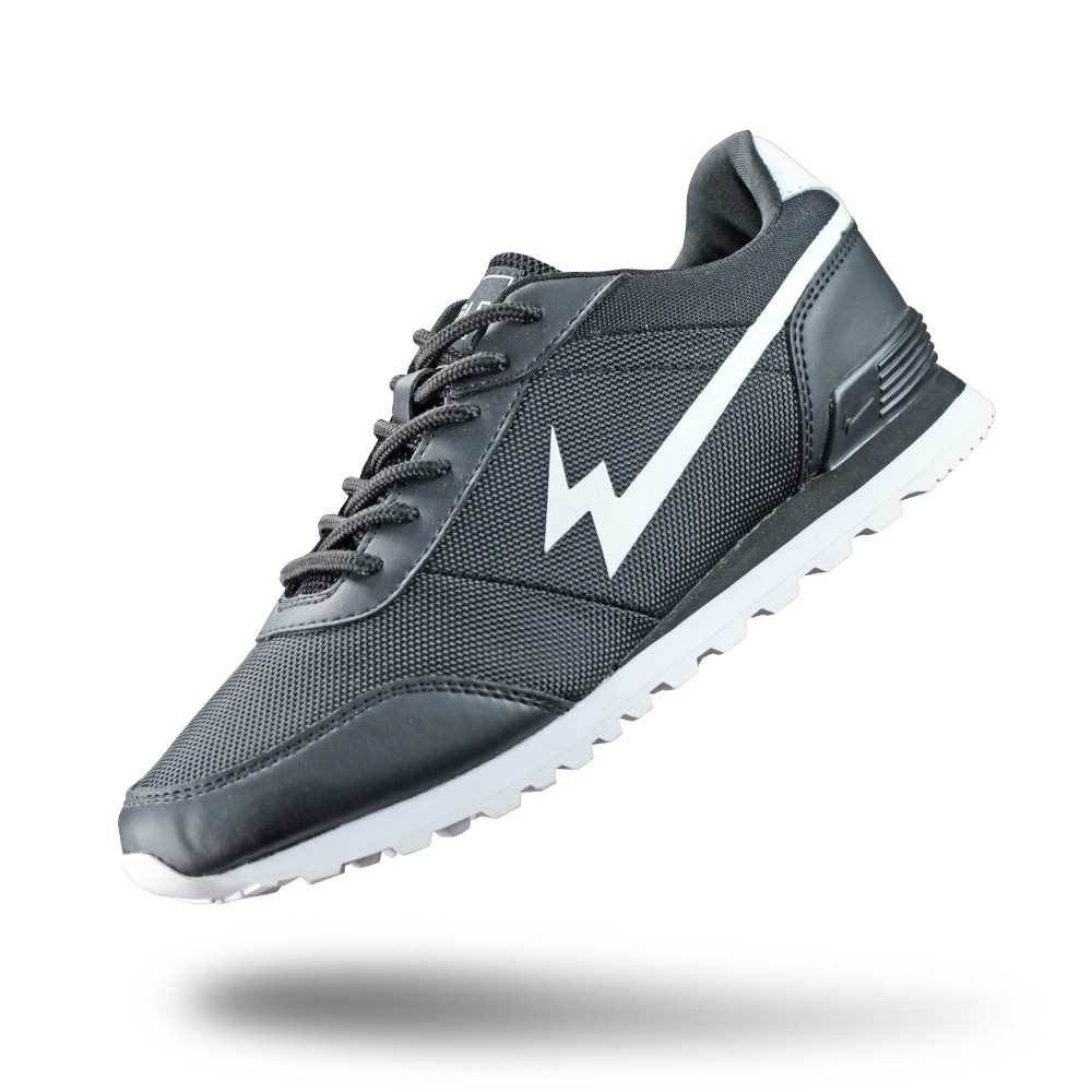 magnum running shoes