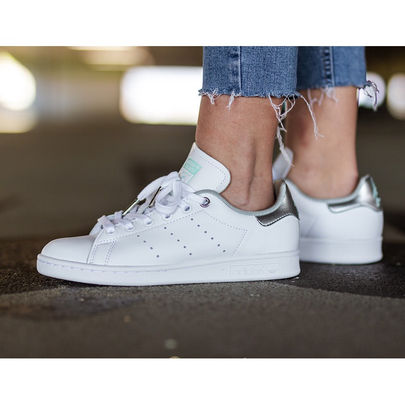 stan smith silver mint