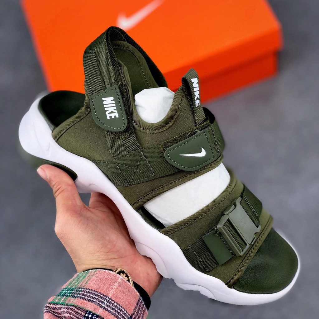 nike hiking sandals