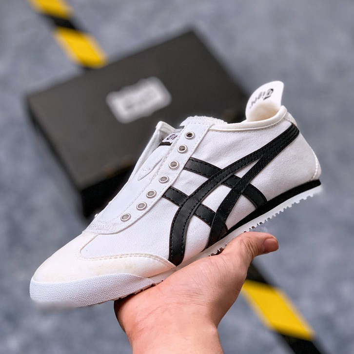 asics tiger white shoes