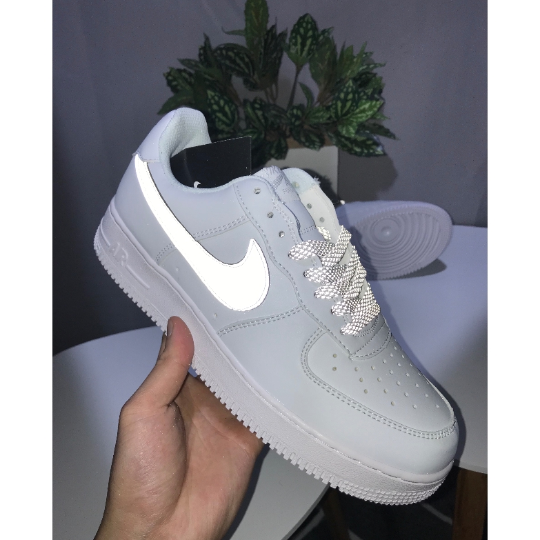 white nike af1 low