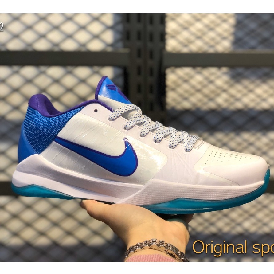 Nike Kobe V protro white and blue Kobe 