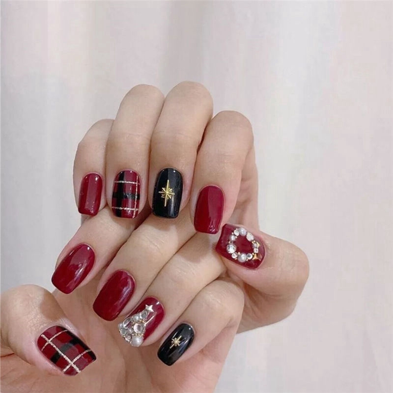 24pcs False Nails Red Black Christmas Medium Square Press On Nail Full Cover Fake Nails Art For Women Press On Manicure Tips Shopee Singapore