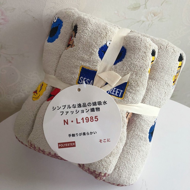 Kaws Sesame Street Elmo Bath Towel Set Shopee Singapore