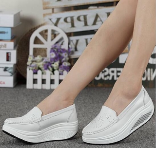 Image of thu nhỏ PU Leather White Nurse Shoes Women Work Wedges Platform Shoes #2