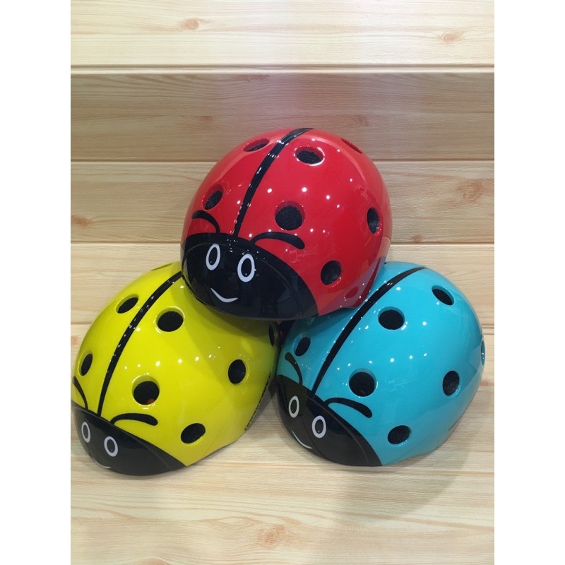 Ladybirds Coccinellidae That Eat Aphids Identification Distribution And Use For Biological Control