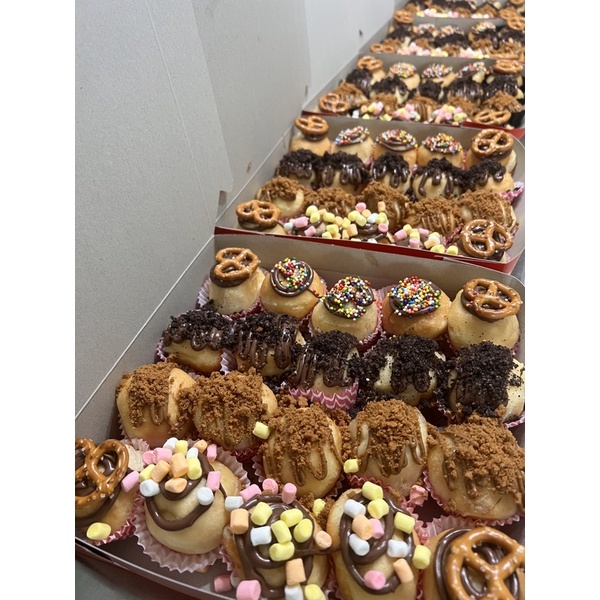 [Halal] Assorted Mini Donuts 20pcs Shopee Singapore