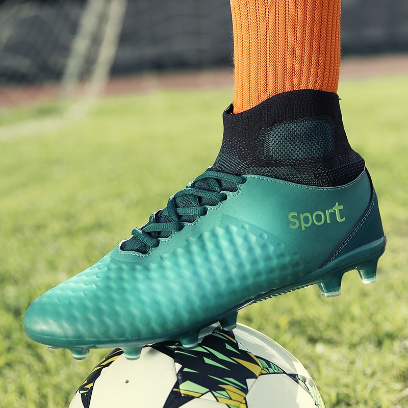 sport soccer shoes