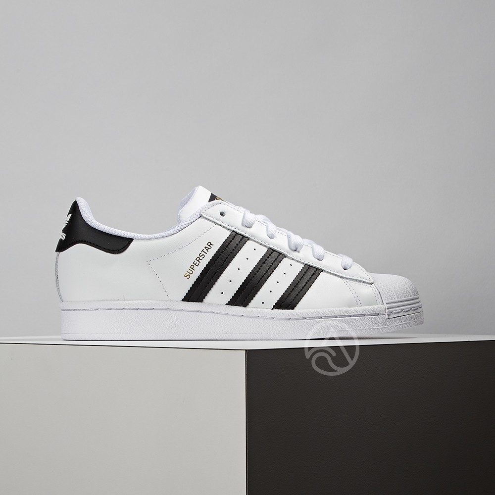 retro adidas superstars