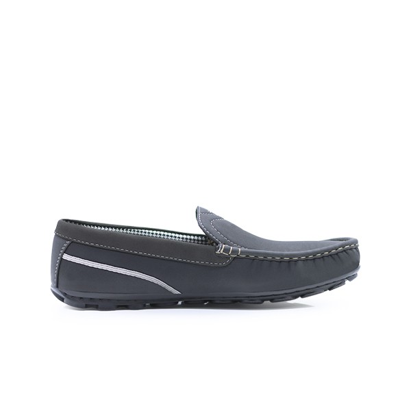 bata mocassino black shoes
