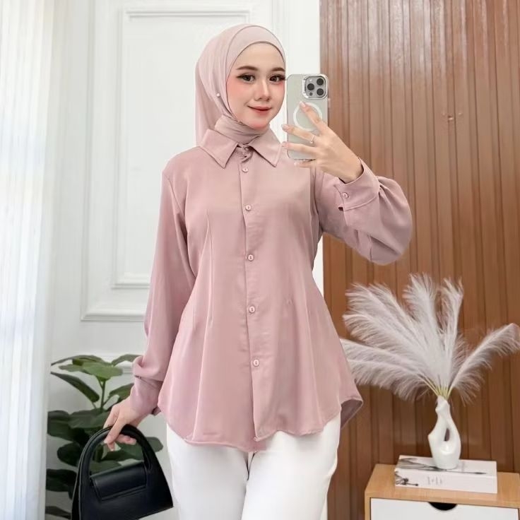 MYS30 - Kemeja Slim Fit Atasan Blouse Polos Wanita Lengan Panjang
