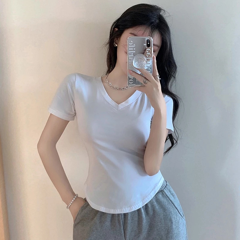 Croptop V Neck Atasan Wanita Kaos Polos Ivori Fashion Store