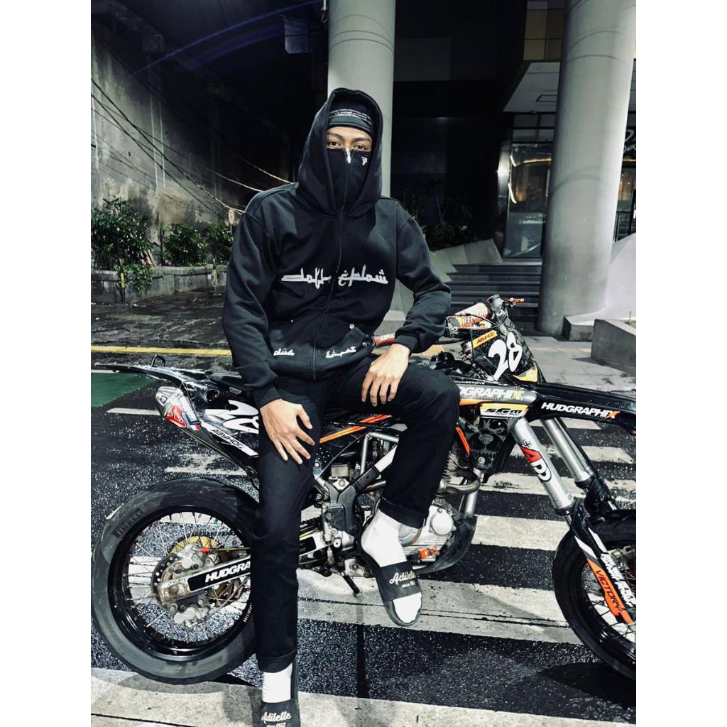 bg