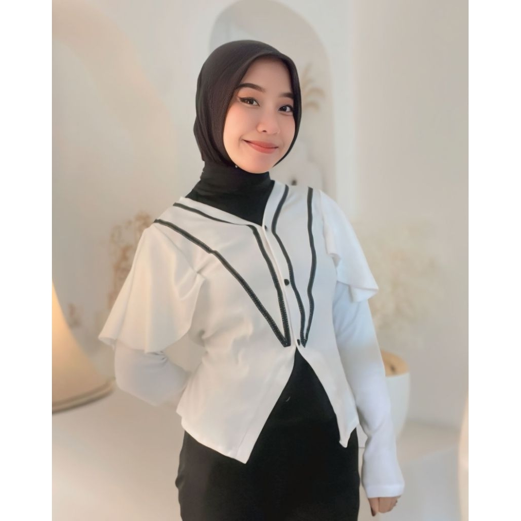 Laurie By Vausty Official / Vintage Blouse / Korean Style / Blouse Wanita / Jahitan Premium