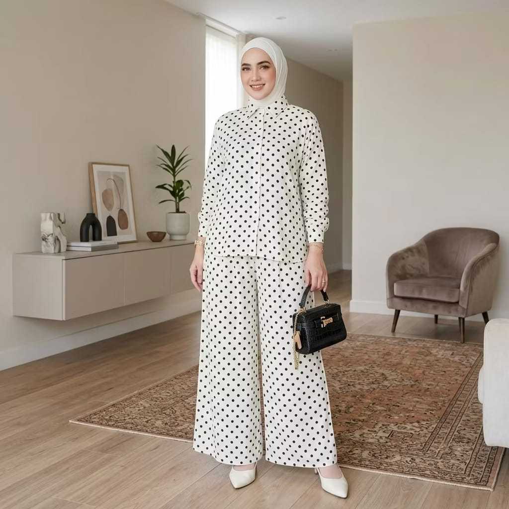 GRATIS ONGKIR ONE SETT PAJAMAS WANITA MOTIF POLKADOT JUMBO M L XL XXL LD 100 105 110 115 MUAT BB 40-