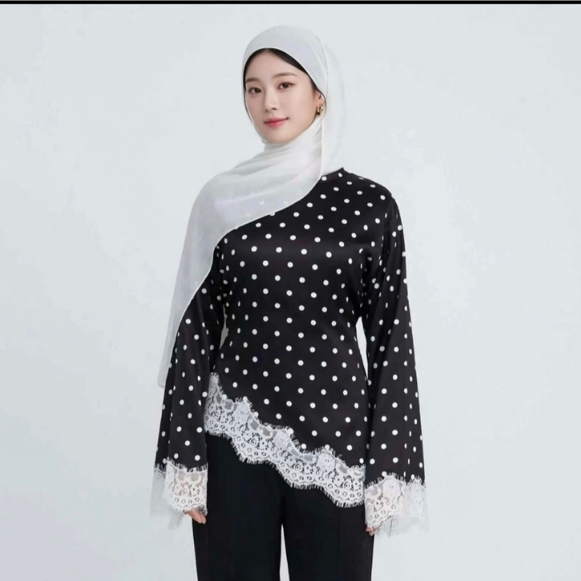 Marla Polka Lace Top Brukat