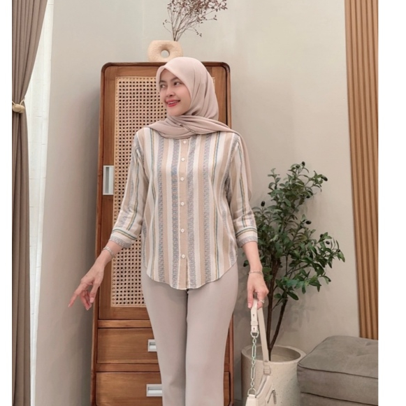 Kemeja Wanita Rayon Motif Lengan Panjang 7/8 Oversize LD120 Terlaris Viral 2025
