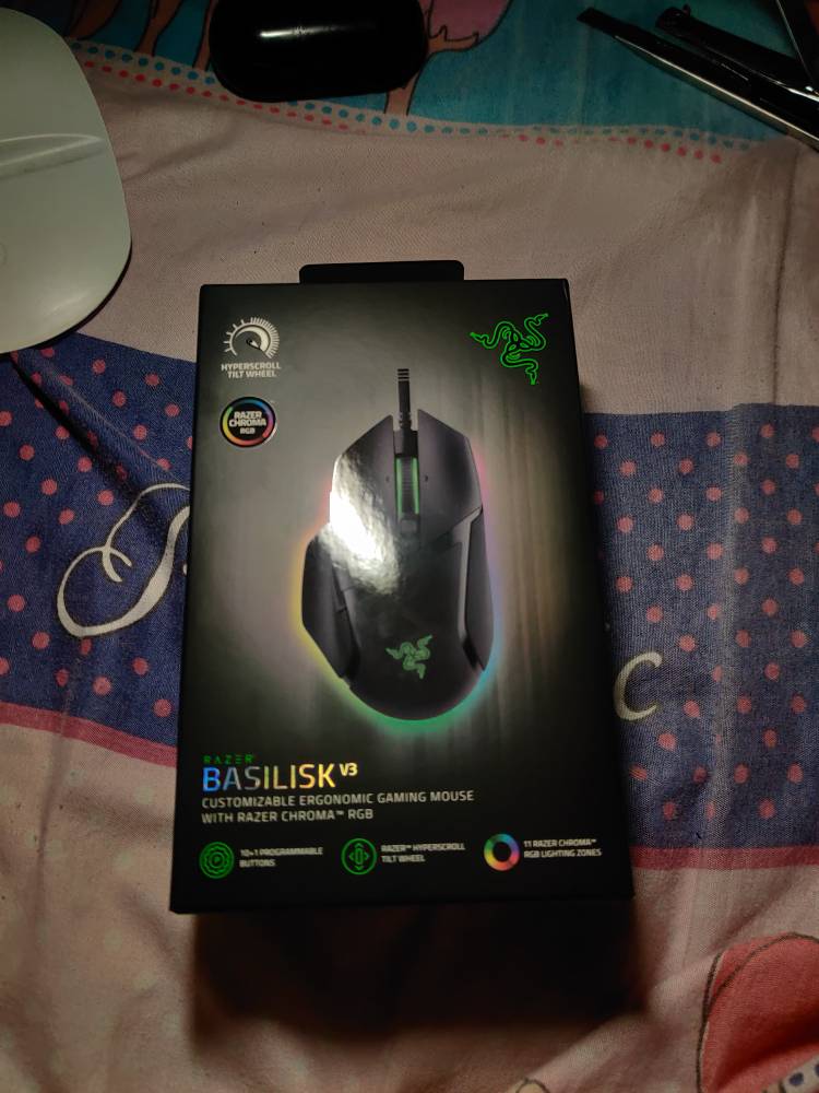 Razer Basilisk V3 - Wired Customisable Gaming Mouse (10+1 Programmable  Buttons, HyperScroll Tilt Wheel, 11 Chroma RGB Lighting Zones, Optical  Mouse