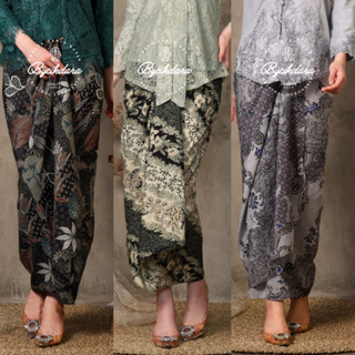 Bycikdara Pario Batik Fabric FREE Buckle | Pario Kebaya | Not Instant Pario