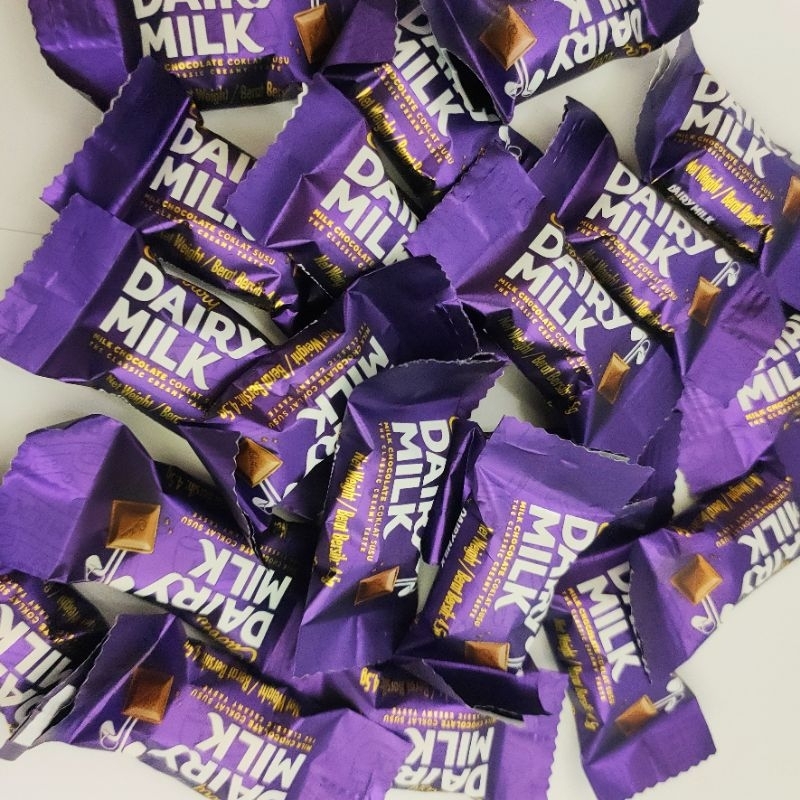 (10pcs) Cadbury Daily Milk Chocolate (HALAL) Shopee Singapore