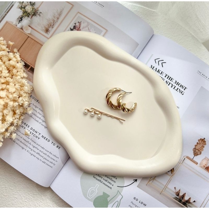 Irregular oval 'cloudy day' home decor tray - organizer tray