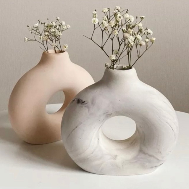 Aesthetic donut shape vase for home decor