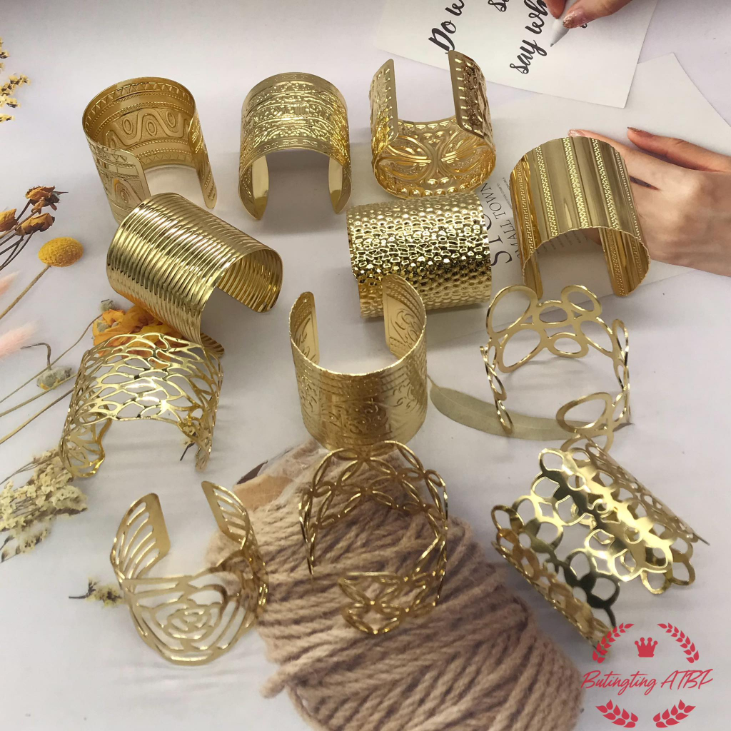 European and American T stage show wide version exaggerated stainless steel hollow bangles Short