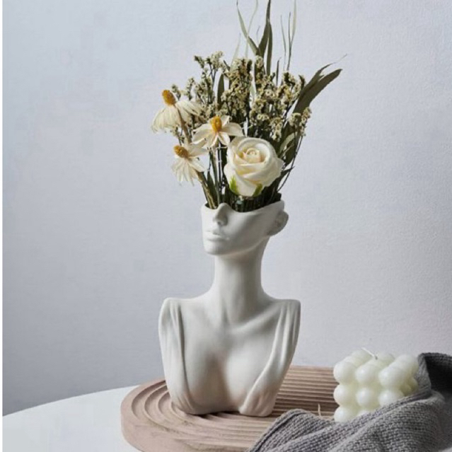 Chic woman vase for home decor, dried flower vase