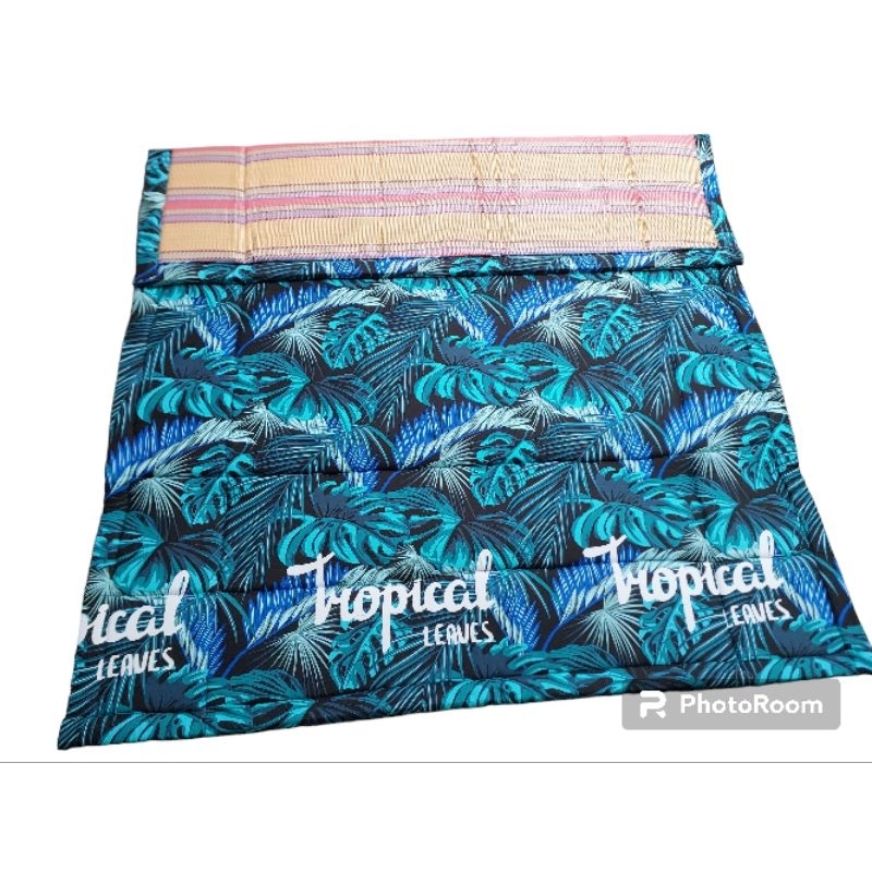 ORIGINAL FOAMCOMFORTER WITH BANIG Canadian fabric| Available sizes (Single,Double,Family &Queen)