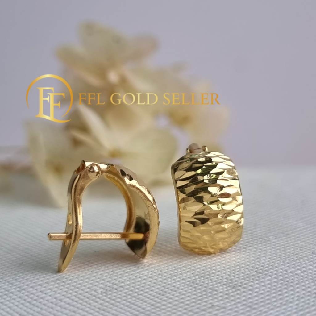 Sabrina Diacut Clip | 18k Gold Earrings for Women | 13mm