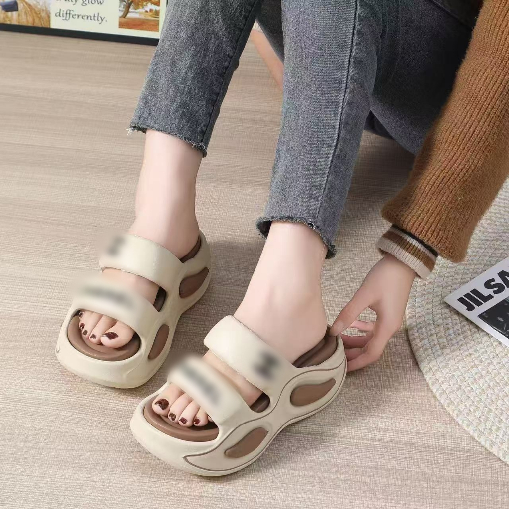 【ZAMO】New summer fashion thick-soled soft-soled double-color flat casual sandals women's slippers