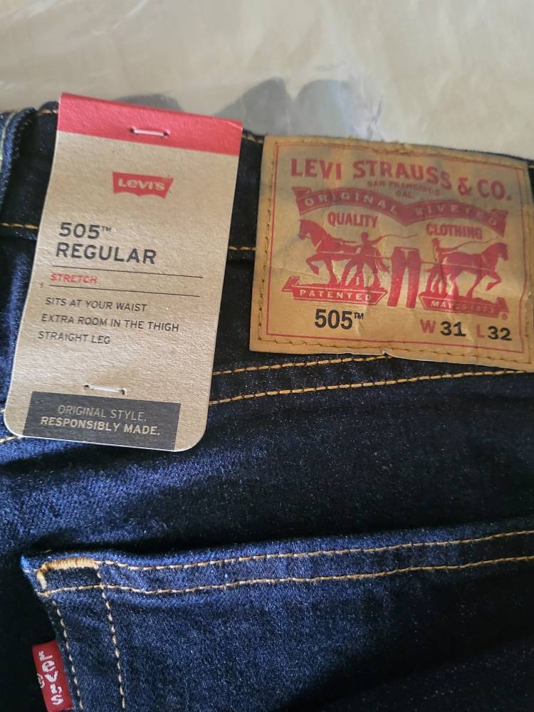 Levi's 505™ Regular Fit Jeans/00505-1550 | Shopee Singapore