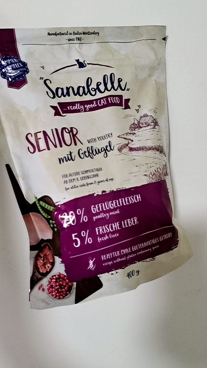 Sanabelle senior sale cat food