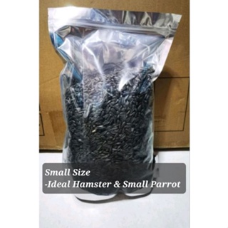 1kg/2kg Hamster & Bird Food. Sunflower Seeds for parrot and hamster. 1)Large & 2)Small Size Sun Flower seeds available.
