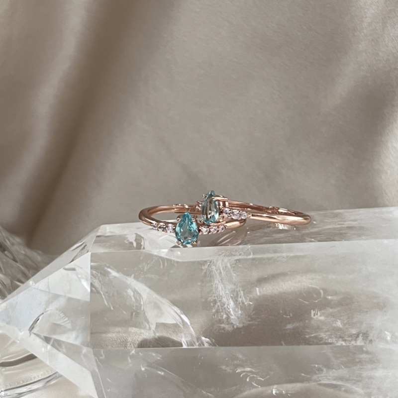 Image of Aquamarine self adjustable crystal ring *FREE ring box* Daisy Gems Singapore #1