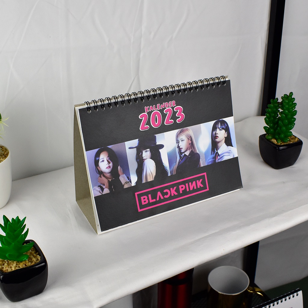 Blackpink Calendar 2023 Sitting Calendar 7 Sheets 2 Faces Shopee