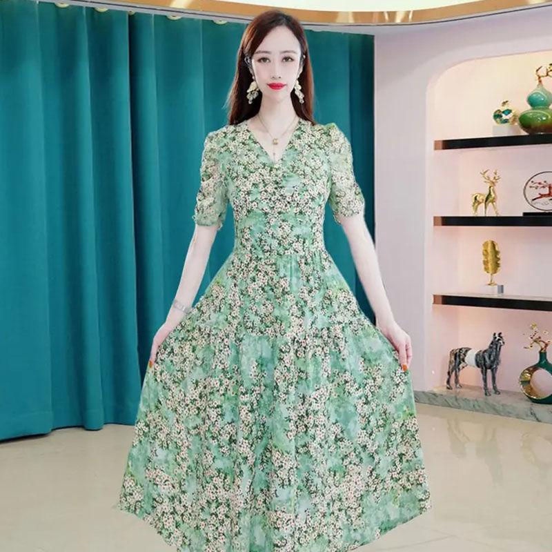 2022 New Style Cheongsam dress Improved Tea Women Summer Young High-End Embroidered Fresh Elegant Everyday