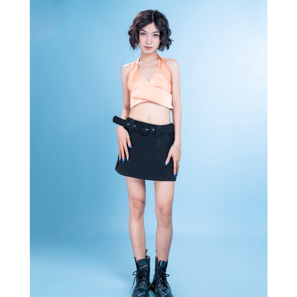 Áo croptop hai dây thiết kế cột cổ